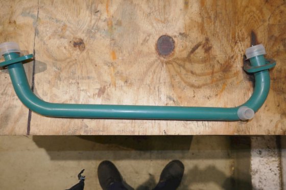 沃尔沃遍达冷却水管