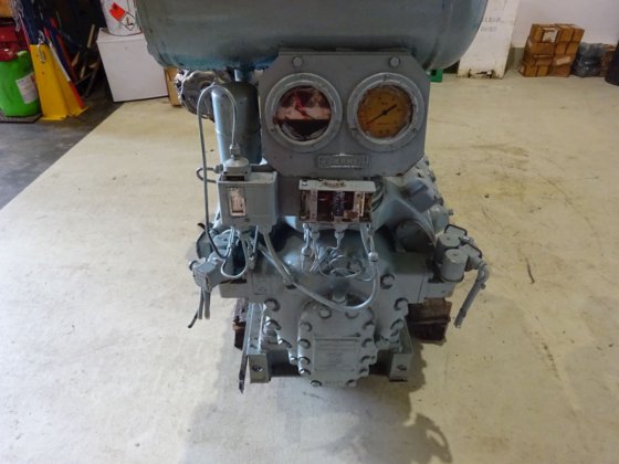 霍尔式恒温水箱 / 棕色 Boveri Q200L4C