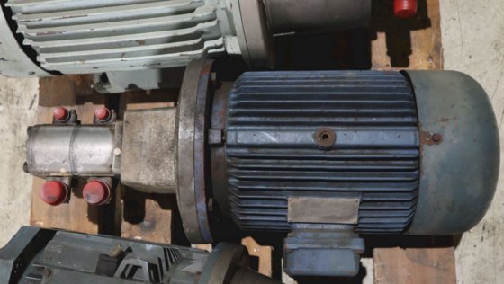 卡萨帕液压泵 + 电机