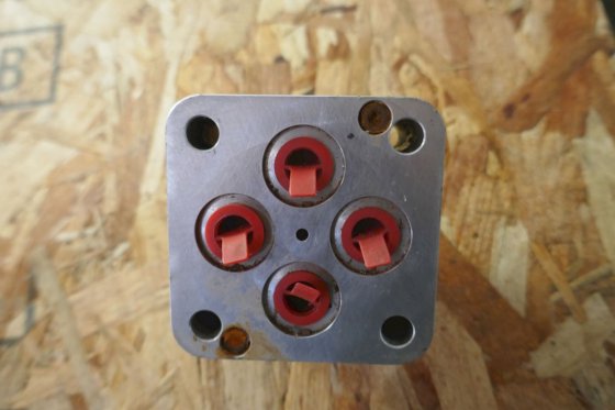 パーカー燃料フィルターコントロールバルブ 2W.6286 油圧バルブ