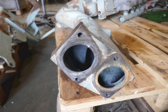 MTU 空气管道至增压空气冷却器