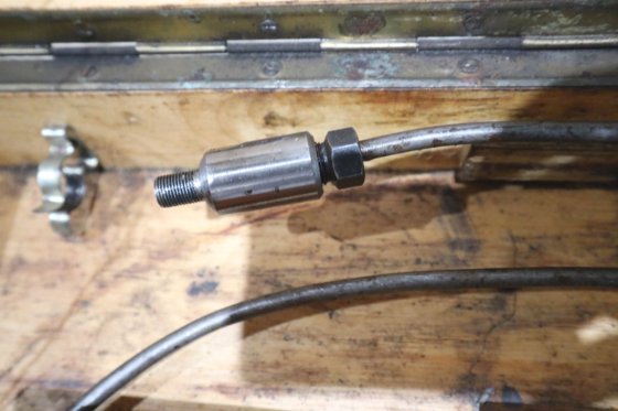 用于在高压下安装和拆卸的高压工具