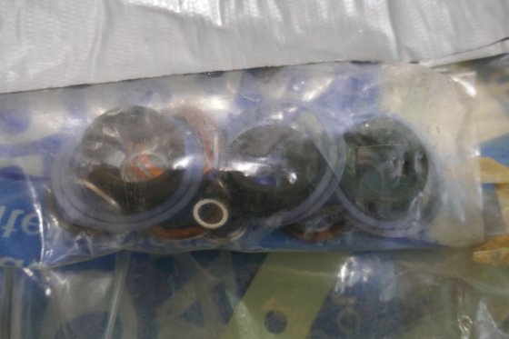 沃尔沃遍达垫片套件