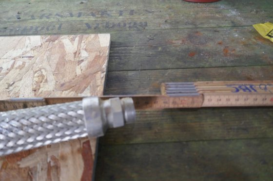 世伟洛克不锈钢编织软管 1''