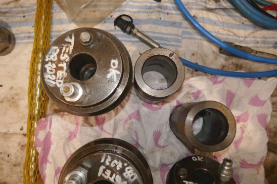 Bergen Ulstein ロールスロイス油圧ジャッキと延長、油圧ホースとスペア