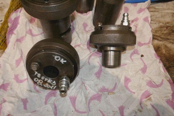 Bergen Ulstein ロールスロイス油圧ジャッキと延長、油圧ホースとスペア