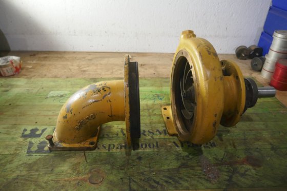 卡特彼勒冷却泵 4L3760