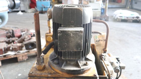 1975 液压油箱 PA50-PL3B112-4 型