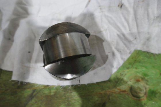 MAN 20/27 燃油泵滚动导轨