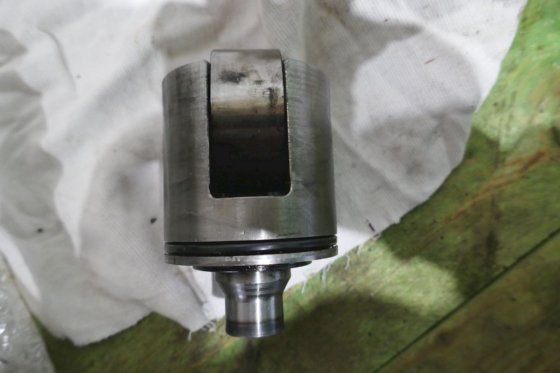 MAN 20/27 燃油泵滚动导轨