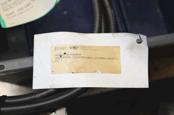 分部 Teleflex 和转速计电缆