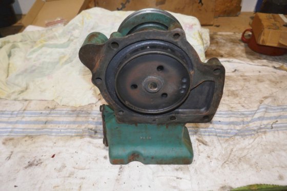 沃尔沃遍达水泵房 7625