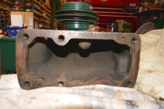 沃尔沃遍达水泵房 7625