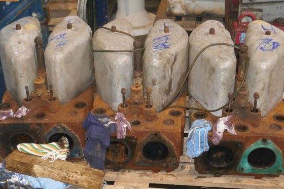 瓦锡兰 FHD 240 储油罐