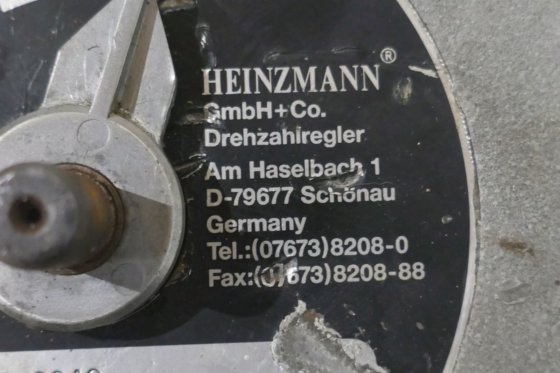 海因茨曼带旋转输出的直动式无刷执行器 StG 2040SC