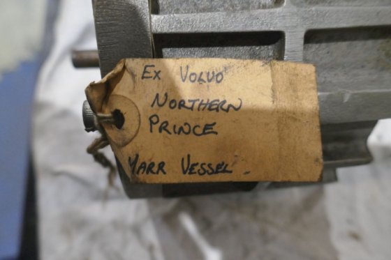 海因茨曼带旋转输出的直动式无刷执行器 StG 2040SC