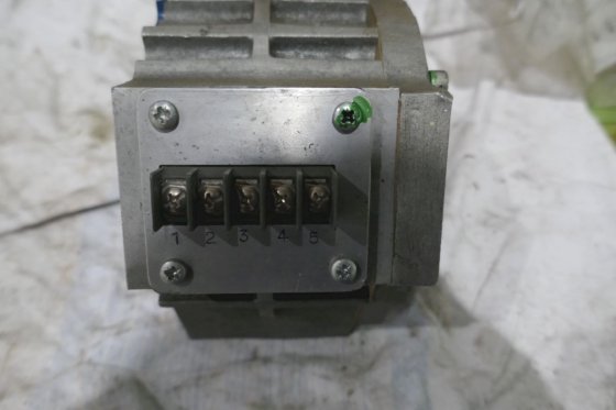 海因茨曼带旋转输出的直动式无刷执行器 StG 2040SC