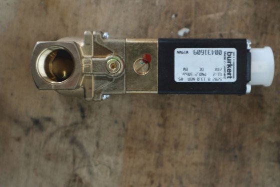 ビュルケルト マグネットベンチル 2/2 5282A 13,0