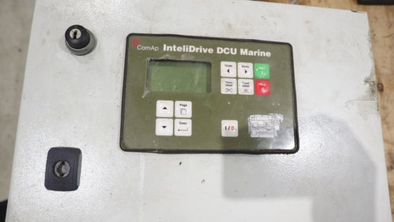 2016 ボルボ・ペンタ D9A2J MH