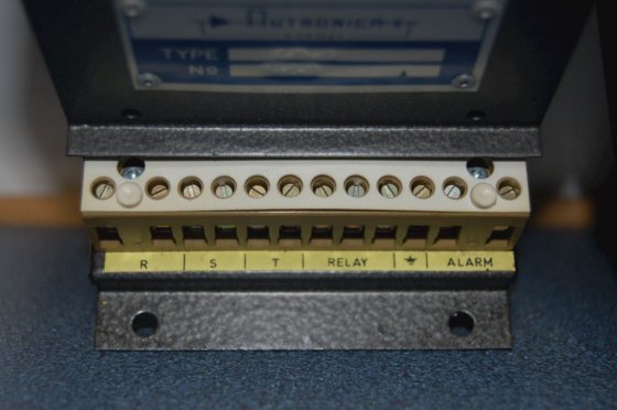 ショートプロテクタ AK-6