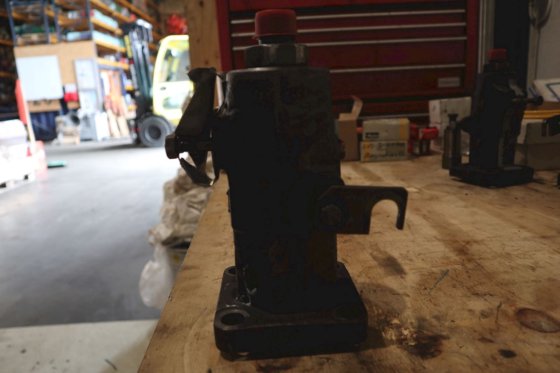 MAN B&W アウグスブルク 燃料オイルポンプ