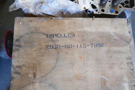 キャタピラーインペラ