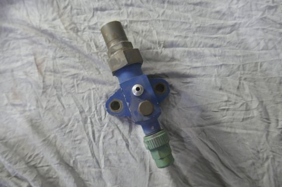 フランジ シャットオフバルブ ASSY 吸込側