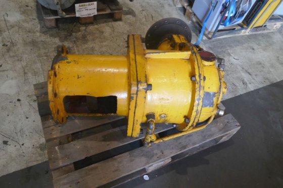 用于推力螺旋桨的角齿轮