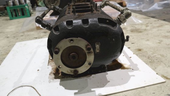 エアツェン ルーツ・タイプ GS 33 015