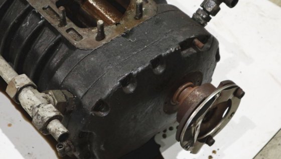 エアツェン ルーツ・タイプ GS 33 015