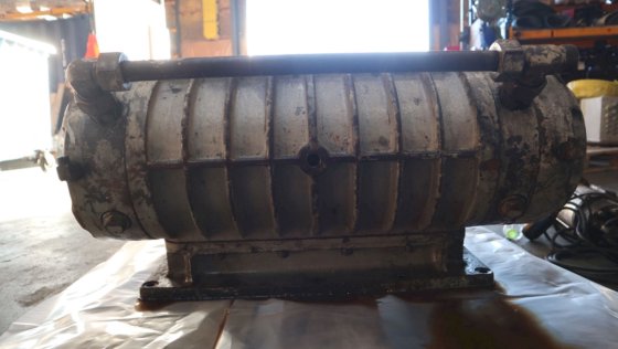 エアツェン ルーツ・タイプ GS 33 015