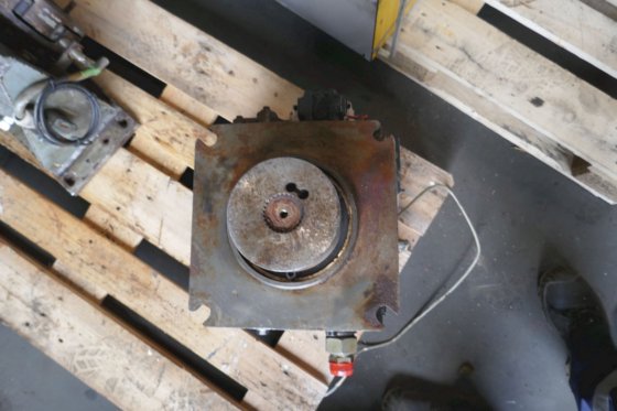 萨澳丹佛斯轴向柱塞泵 90R180