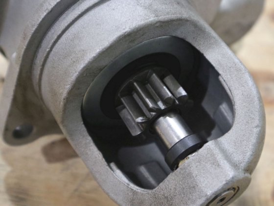 康明斯 12 伏启动器