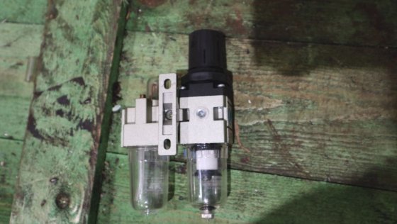 泉盛气动过滤器调节器和模块化润滑器