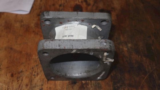 带保温袋的苏尔寿排气管件