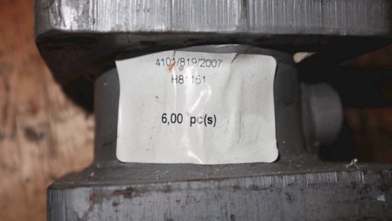 带保温袋的苏尔寿排气管件