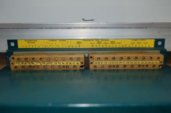 オートロニカ・ジェネレーター・ガード AK-35/2