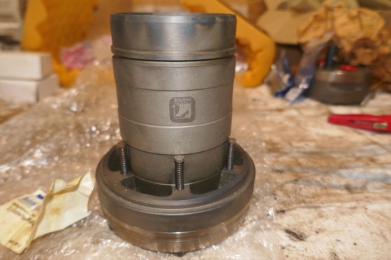 2012 萨博罗气缸套