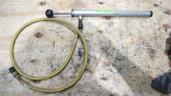 Refco 手动油泵，用于更换制冷回路裂纹箱中的机油