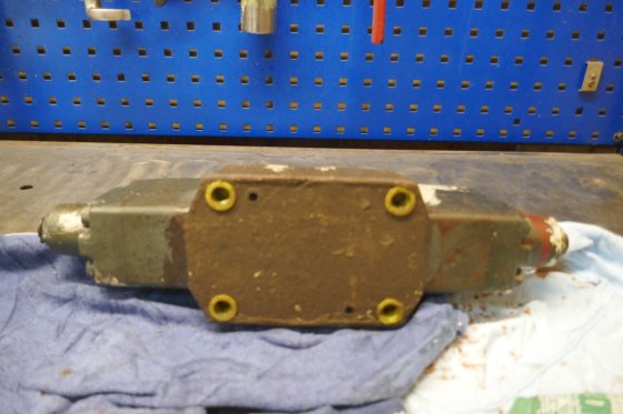 力士乐比例方向阀 4WRZ16W63-20/SO39/J