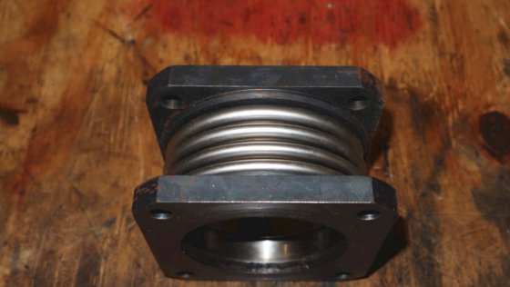 スルザー 軸方向伸縮ピース 4つ折り 排気配管用 H81220