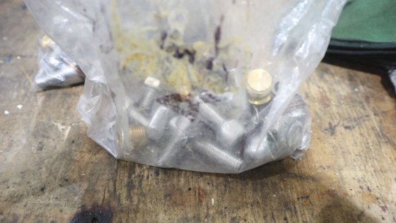 SKF シンプレックス・スターン・チューブに最適な各種ボルトとワッシャー