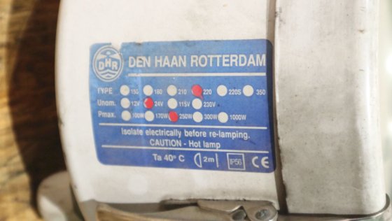 登哈恩鹿特丹 615 型搜索灯