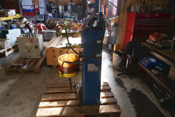 格鲁斯喷嘴测试台 LP 125/8-600