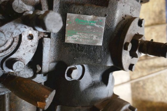 Dynapower 880258-50 液压泵