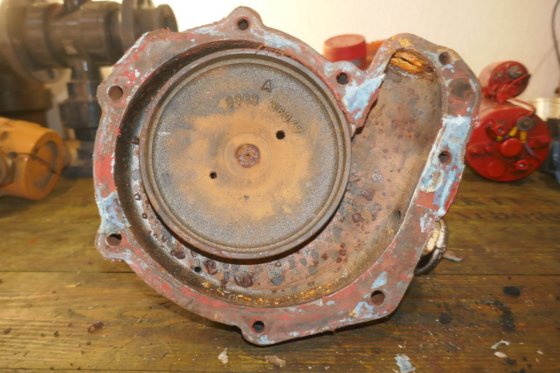 水泵和驱动装置