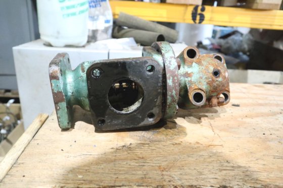 用于润滑油的 MAN B&W Alpha 双向止回阀