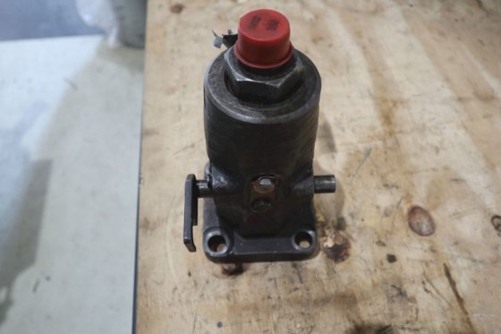 MAN B&W 奥格斯堡燃油泵