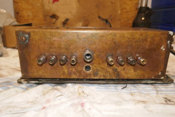 鲍尔-尼尔森中央润滑器