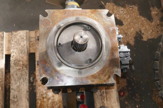 丹佛斯轴向柱塞泵 90L250KA5NN80T3C8J03NNN